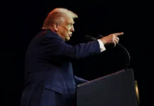 Дональд Трамп считает себя спасителем НАТО и видит будущее с Гренландией donald tramp schitaet sebya spasitelem nato i vidit budushhee s grenlandiej-todey-ru-0