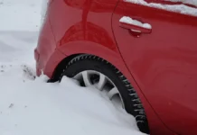 Госавтоинспекция Московской области предлагает советы автомобилистам по освобождению машины из снега gosavtoinspekcziya moskovskoj oblasti predlagaet sovety avtomobilistam po osvobozhdeniyu mashiny iz snega-todey-ru-0