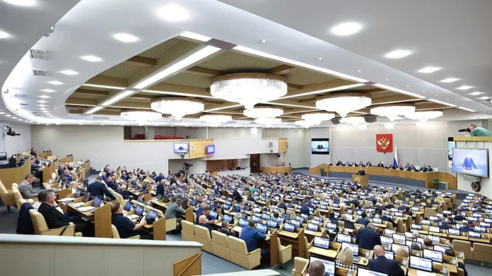 gosduma rassmotrit inicziativu bulavina i piskareva o patriotizme-todey-ru-0