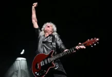 Queen и Брайан Мэй с любовью к США, но тур отменён из-за безопасности i brajan mej s lyubovyu k ssha no tur otmenyon izza bezopasnosti-todey-ru-0