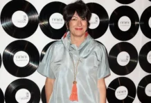 Максвелл раскрывает связи Эпштейна с Трампом, Клинтоном maksvell raskryvaet svyazi epshtejna s trampom klintonom-todey-ru-0