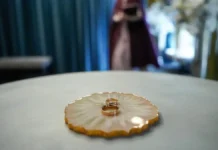 Михаил Иванов одобрил вычет на свадьбу и льготы «Новым людям» mihail ivanov odobril vychet na svadbu i lgoty novym lyudyam-todey-ru-0