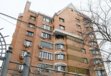 Полина Лурье и Светлана Свириденко о переменах у Ларисы Долиной polina lure i svetlana sviridenko o peremenah u larisy dolinoj-todey-ru-0