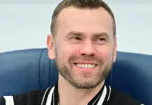 Теплая встреча в Эмиратах — Акинфеев, Слуцкий, Березуцкий снова вместе teplaya vstrecha v emiratah akinfeev sluczkij berezuczkij snova vmeste-todey-ru-0