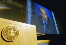 Аксель ушел из Колумбийского университета на фоне файлов Минюста США aksel ushel iz kolumbijskogo universiteta na fone fajlov minyusta ssha-todey-ru-0