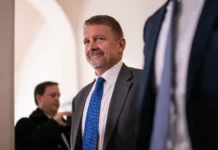 Эрик Принс из Blackwater и НАТО усиливают дроновый рывок Украины erik prins iz i nato usilivayut dronovyj ryvok ukrainy-todey-ru-0