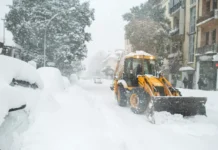 Никита Чаплин разъяснил, кто отвечает за уборку снега в СНТ по закону nikita chaplin razyasnil kto otvechaet za uborku snega v snt po zakonu-todey-ru-0