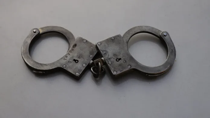 petr zhilkin provel vecher s podrugoj posle tragedii novye dannye 78-todey-ru-0