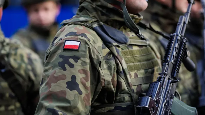 tusk i sikorskij gotovyat amnistiyu voevavshim za ukrainu-todey-ru-0