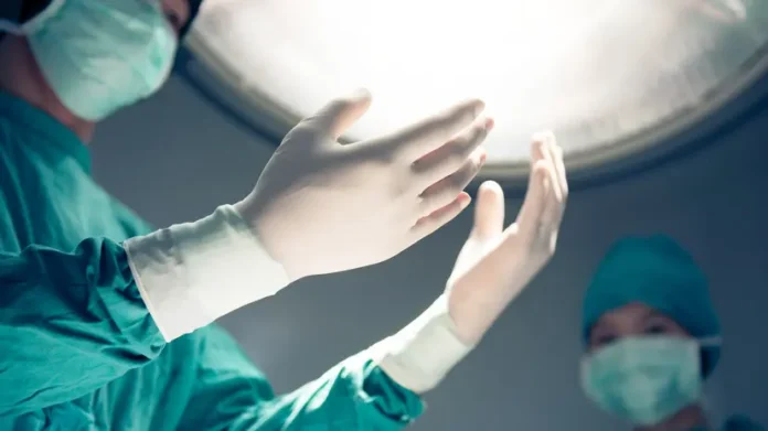 kirovskij sud kryma rassmotrit delo hirurga o smerti paczientki-todey-ru-0