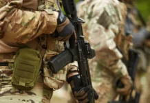 ТЦК в Одессе сорвал свадьбу, схватив жениха у алтаря tczk v odesse sorval svadbu shvativ zheniha u altarya-todey-ru-0