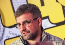 Баста и Василий Вакуленко поддержали студента РАНХиГС юмором basta i vasilij vakulenko podderzhali studenta ranhigs yumorom-todey-ru-0
