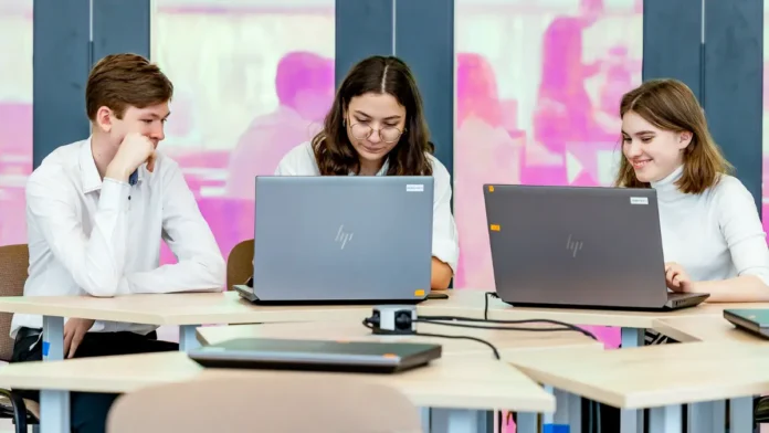 dostupna prazdnichnaya kollekcziya podarkov ko dnyu kosmonavtiki-todey-ru-0