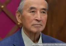 v tyve i kyzyle pochtili pamyat pervogo prezidenta sherigoola oorzhaka-todey-ru-0