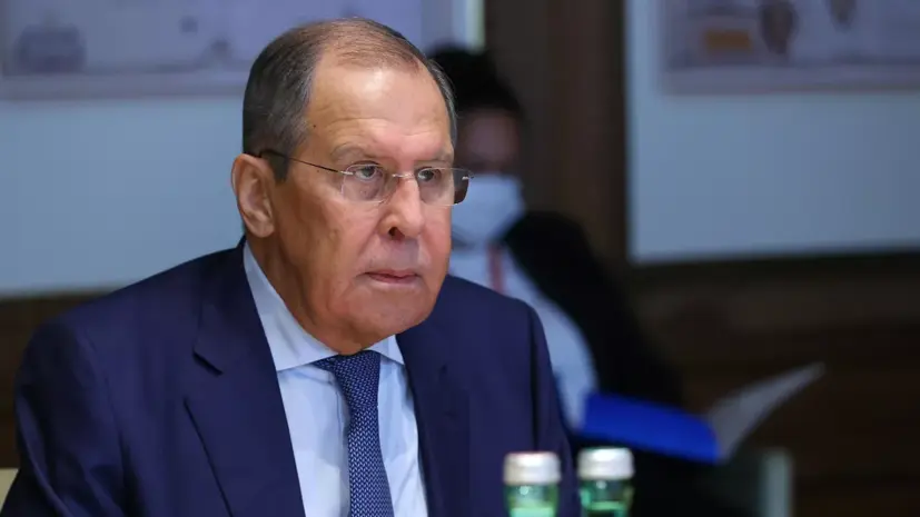 Лавров заявил о праве Ирана на обогащение урана в мирных целях