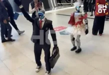 roboty na pmef voshishhayut gostej demonstriruya elegantnost i dizajn-todey-ru-0