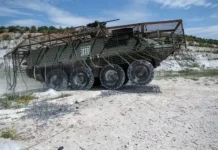 gv yug unichtozhila bronemashinu  s bojczami vsu na fronte-todey-ru-0
