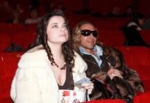 Наташа Королева поделилась трогательным фото с мамой и напомнила о семейных ценностях 954df021-ba98-494b-9fa4-96a3668a6f77-67978e65