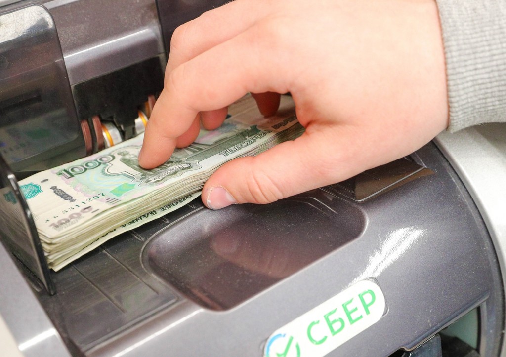 Экономист объяснила, чем обернется для россиян выплата 13-й зарплаты