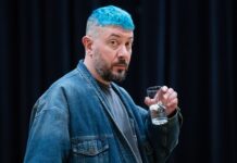 Артемий Лебедев раскрыл шокирующий способ победить телефонных мошенников в России ed86dc83-b740-4df6-b339-7a2a72b3eebf-67bf7f9a