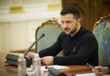 Новогоднее обращение Зеленского вызвало шквал критики в США: эксперт ЦРУ вынес безжалостный вердикт 06c91ff1-bd15-49de-abfb-4a19e417df09-67c986dc