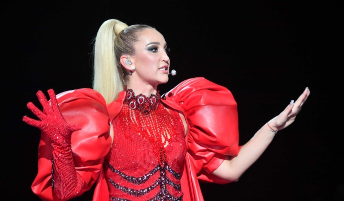 Бузовой указали на ошибку в имени Шекспира