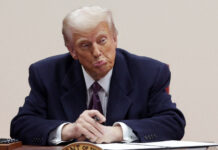 Громкие заявления Трампа о санкциях против России оказались под сомнением 35089fe2-4a9e-4342-9fad-08e02187d2a4-67e67947