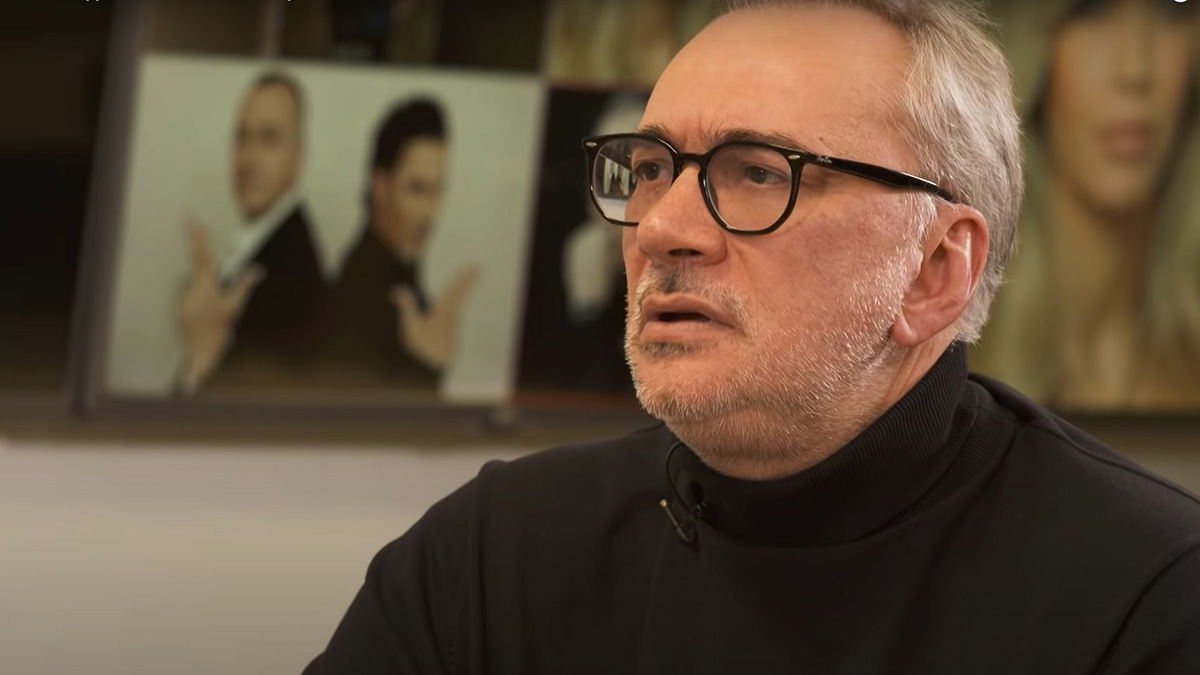 Побоялся возвращаться в РФ: Константин Меладзе посетил могилу отца по видеосвязи