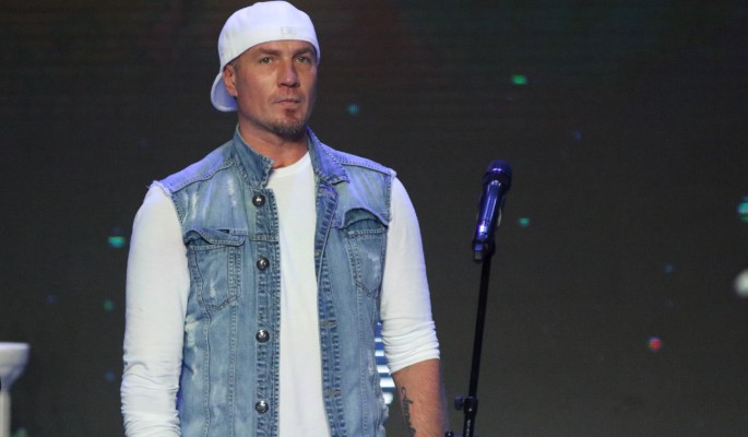 Мать Костомарова раскрыла подробности семейной драмы