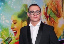 Популярный актер Кологривый поделился креативным взглядом на номинацию Юры Борисова b6aab1f9-ff5a-47b5-9668-fe84156298d9-67e84029