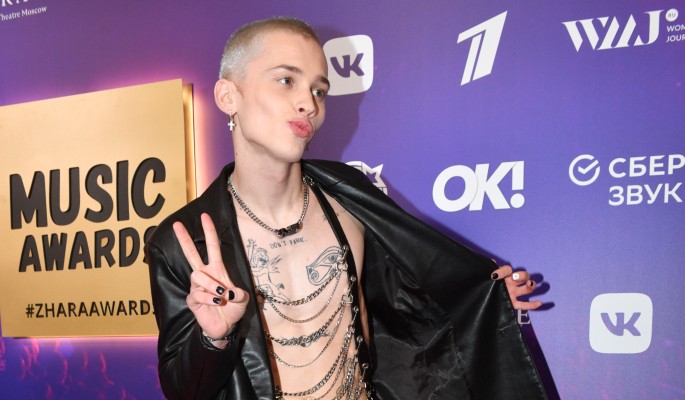 "Катька уехала": Даня Милохина сообщил об отъезде возлюбленной