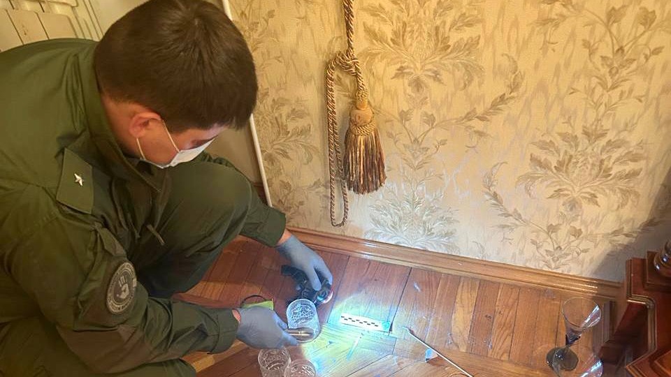 СК: Следы крови и частицы сосудов нашли в квартире экс-мэра Тархова и его жены