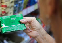 Бдительные сотрудники магазина в Химках предотвратили кражу продуктов Рейд с участием депутата МГД Перфиловой по торговым объектам для проверки наличия просроченной продукции