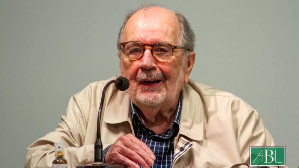 Известный режиссер Карлус Диегис умер из-за осложнений после операции