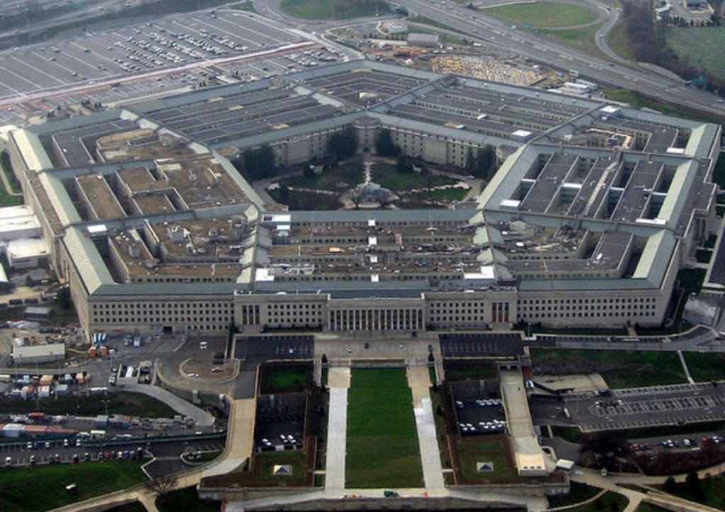 Пентагон засекретил имя военного из разбившегося в Вашингтоне вертолета