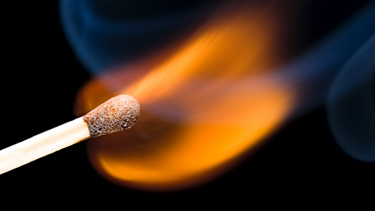 Мужчина в Москве поджег себя и бывшую супругу с ребенком