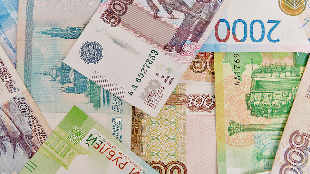 Возвращение купюр по 5 и 10 рублей