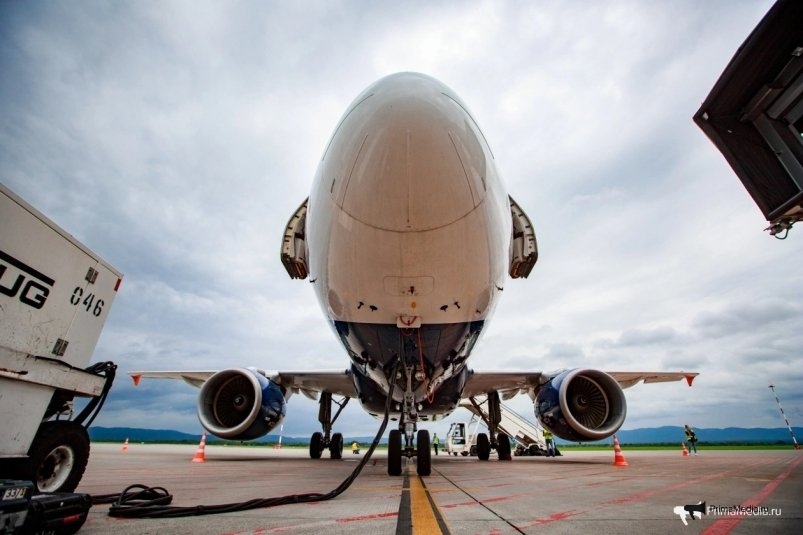 Самолёт в аэропорту Владивостока Илья Аверьянов, ИА PrimaMedia