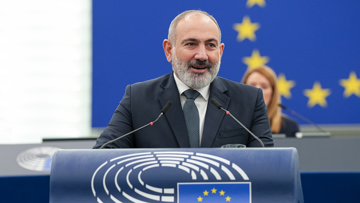 Грапарак: Пашинян поручил ведомствам наладить связи с Россией