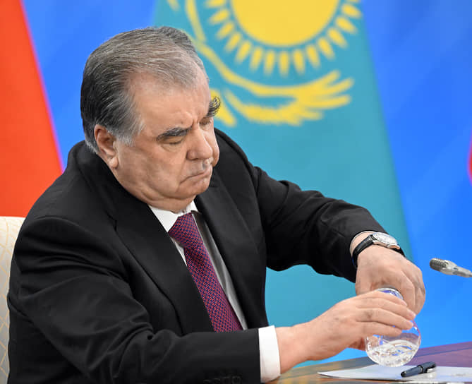 Эмомали Рахмон и Владимир Путин обсудят стратегическое партнерство России и Таджикистана в Москве-0