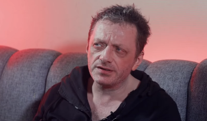 Вслед за Глюкозой: Самойлов из "Агаты Кристи" дал странный концерт в Красноярске