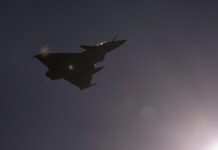Макрон раскрыл планы развертывания ядерных Rafale на базе Люксей-ле-Бен к 2035 makron raskryl plany razvertyvaniya yadernyh na baze lyuksejleben k 2035-obzone-su-174231681400-0