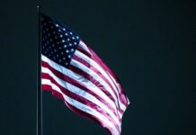 Новое романтическое шоу захватывает аудиторию novoe romanticheskoe shou zahvatyvaet auditoriyu-obzone-su-174157823800-0