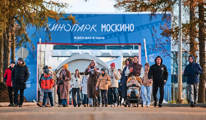 Певец Сергей Пенкин рекомендует москвичам посетить кинопарк "Москино"