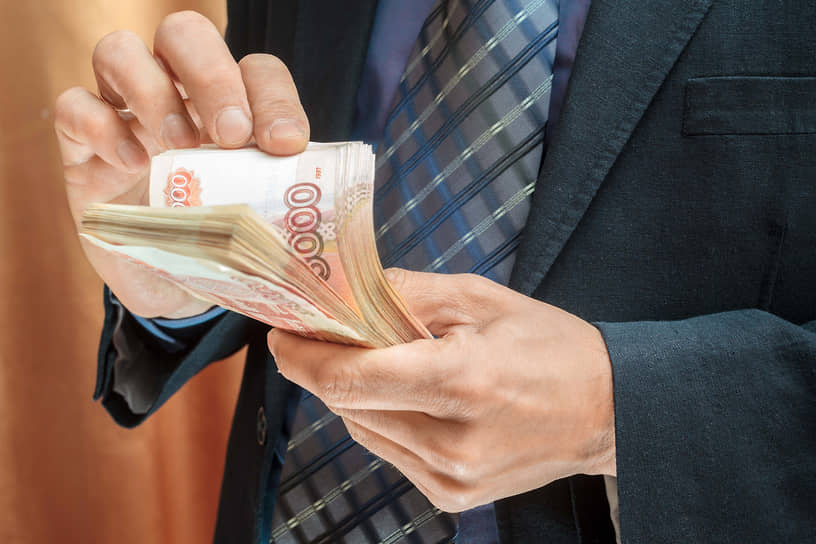 Следствие рассматривает нарушения в распределении премий в липецком вузе-0