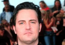 Светлая память Мэттью Перри из Друзей вдохновляет поклонников США и России svetlaya pamyat mettyu perri iz druzej vdohnovlyaet poklonnikov ssha i rossii-obzone-su-174284812300-0