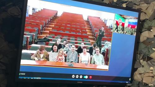 Военнослужащих из Казани и их родственников связал телемост в зоне СВО