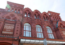 Три истории русской классики в новом прочтении на сцене Театра имени Маяковского Представление труппе Театра имени Маяковского нового худрука Егора Перегудова