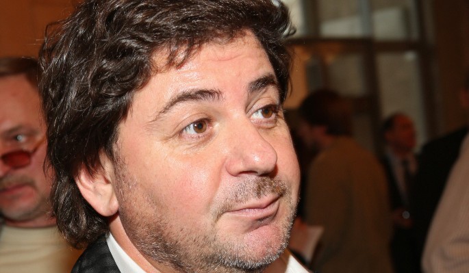 Молодая жена Цекало показала обнаженную пятую точку