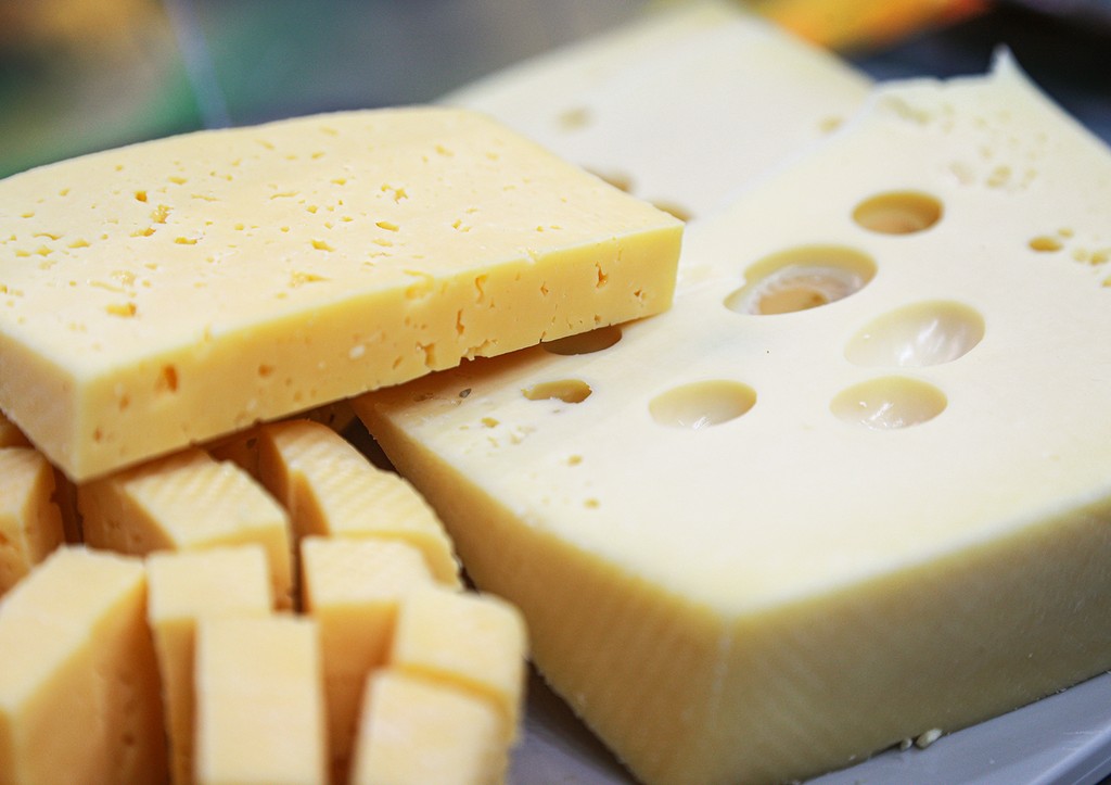 Агроэксперт перечислил факторы, повышающие стоимость сыра
